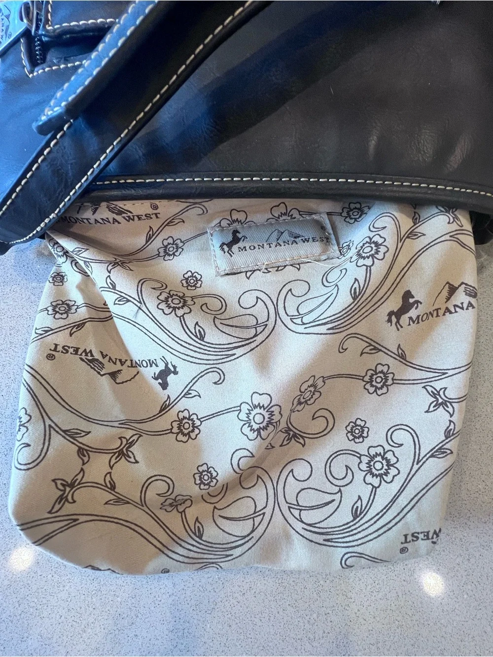 Montana West Cross & Embellishments Crossbody Bag Floral Horse Lining